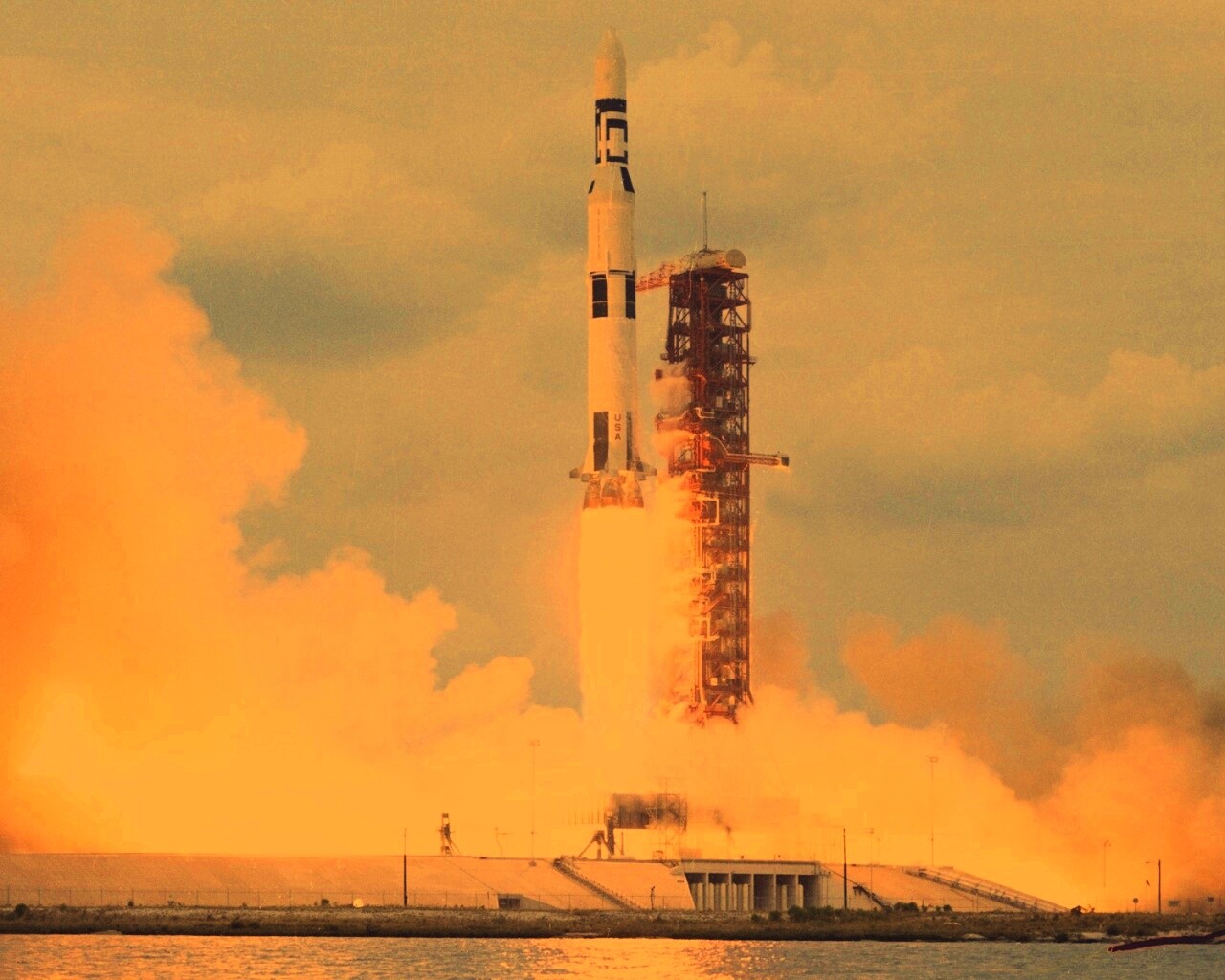 Старт ракеты обои