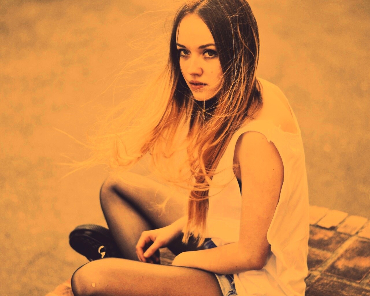 Девушка в образе модели обои