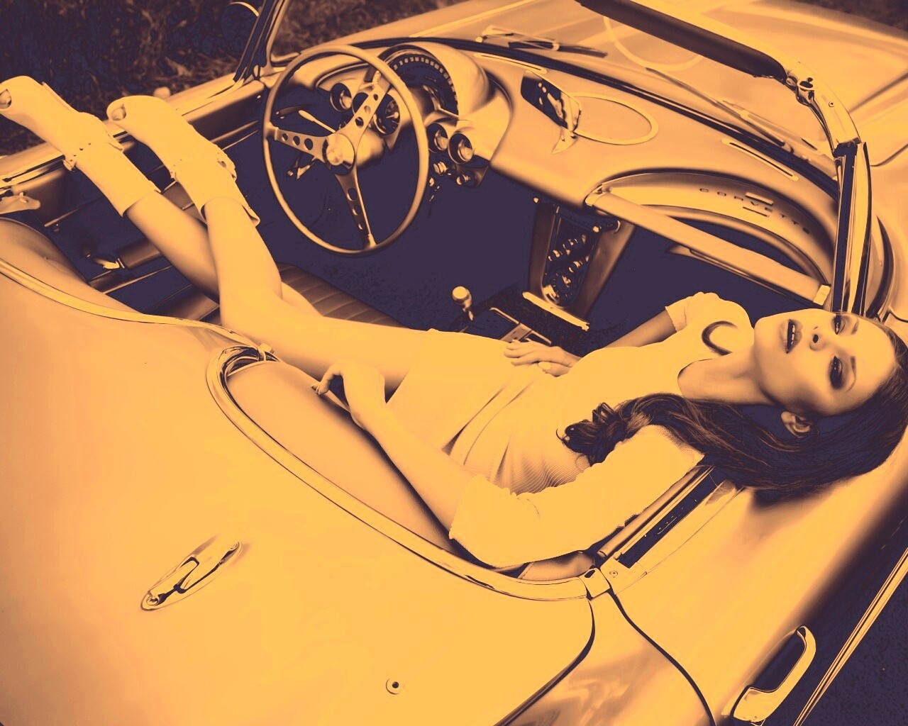 Женщина в кабриолете обои