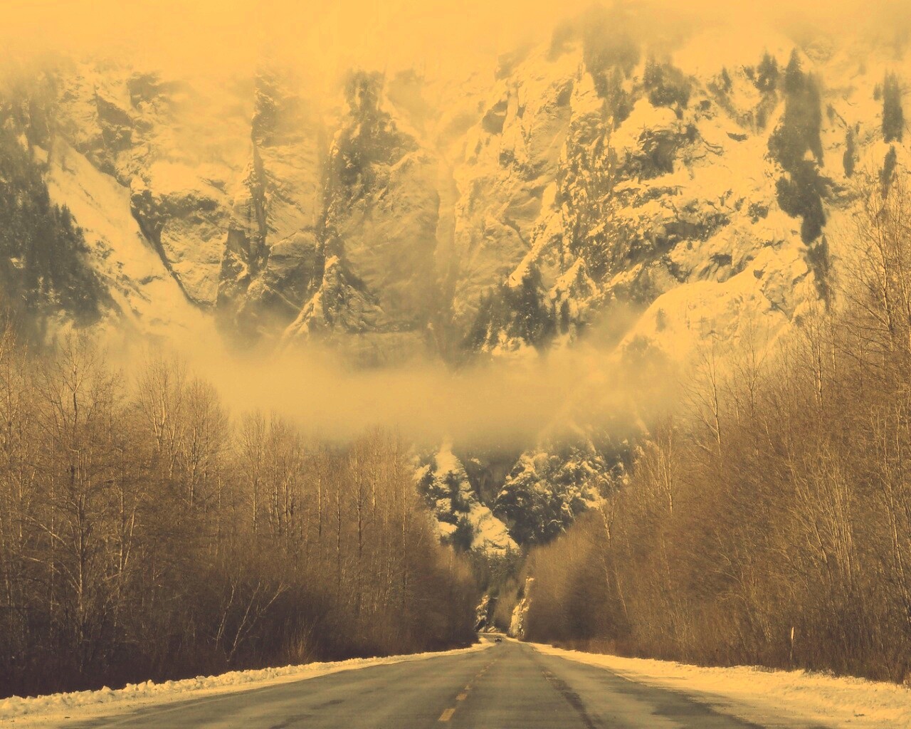 Дорога к скале обои