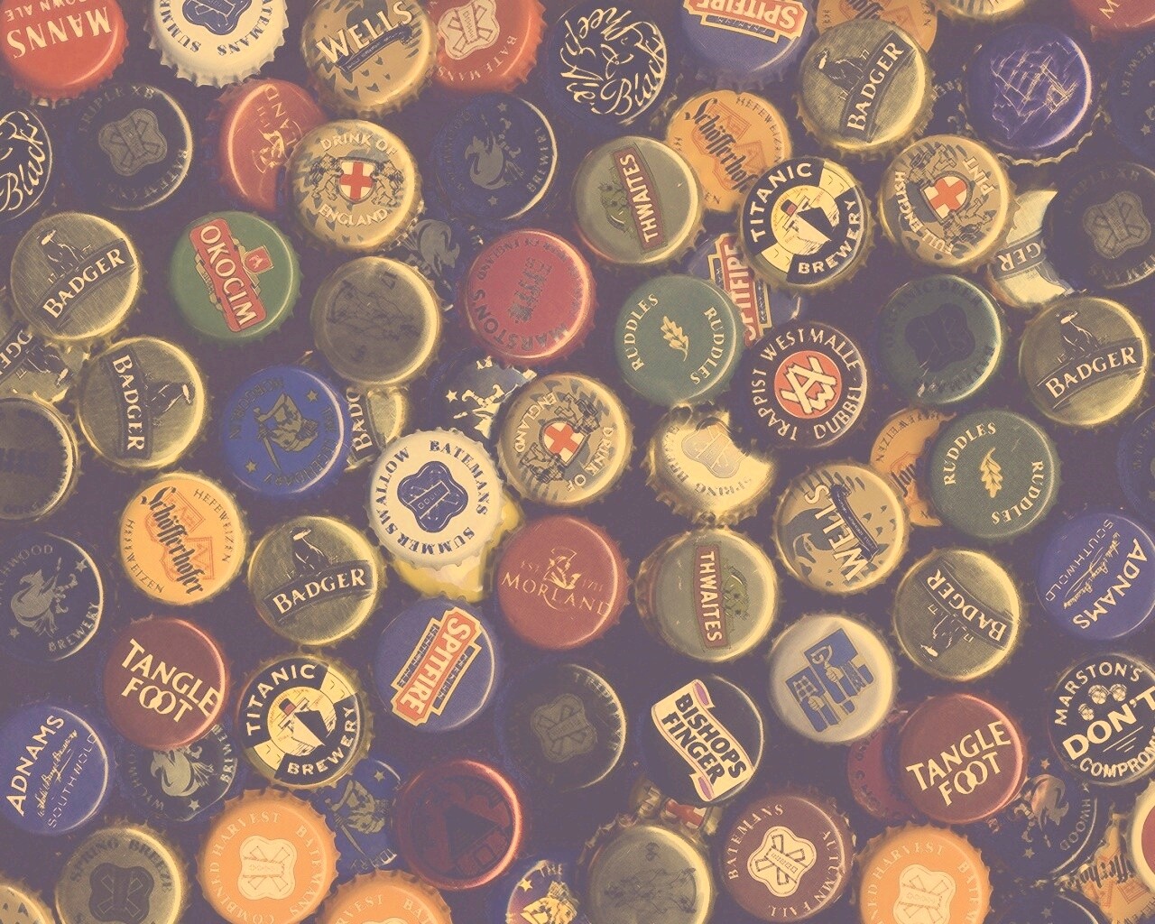 Пивные пробки обои