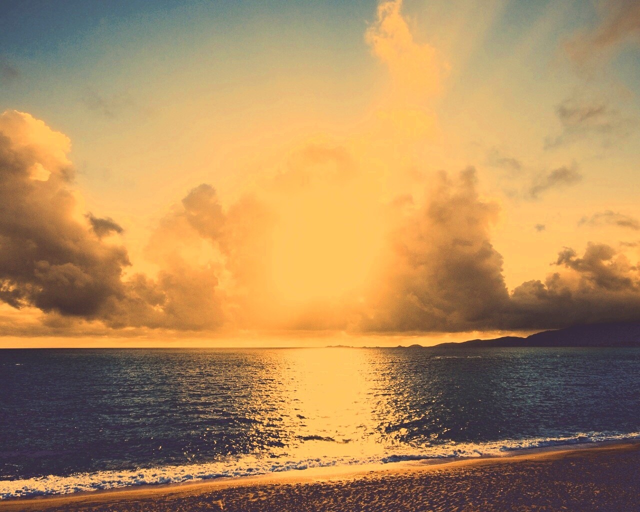 Солнечный пляж обои