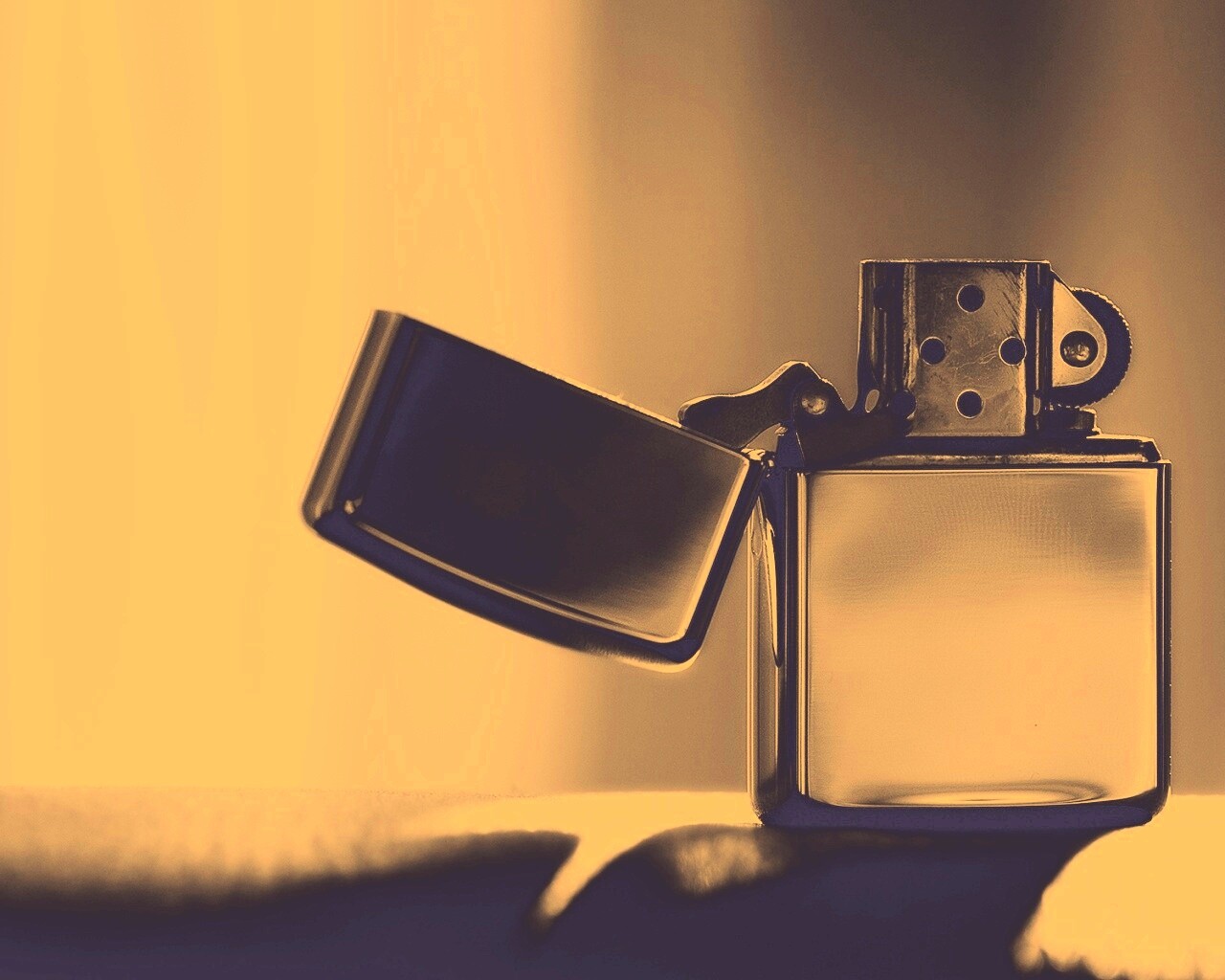 Зажигалка обои