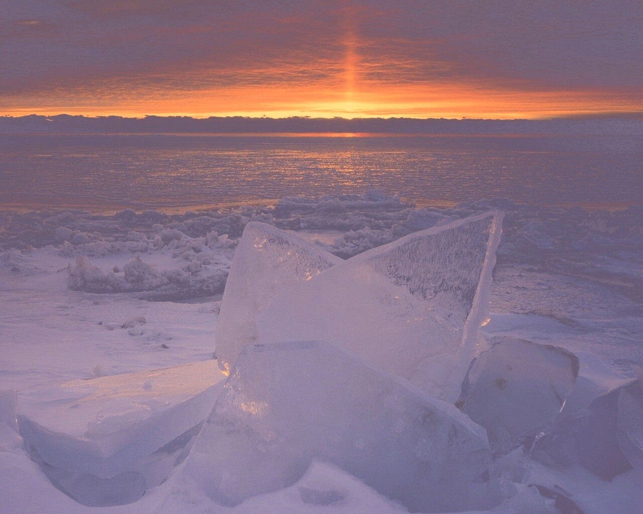 Река на закате обои