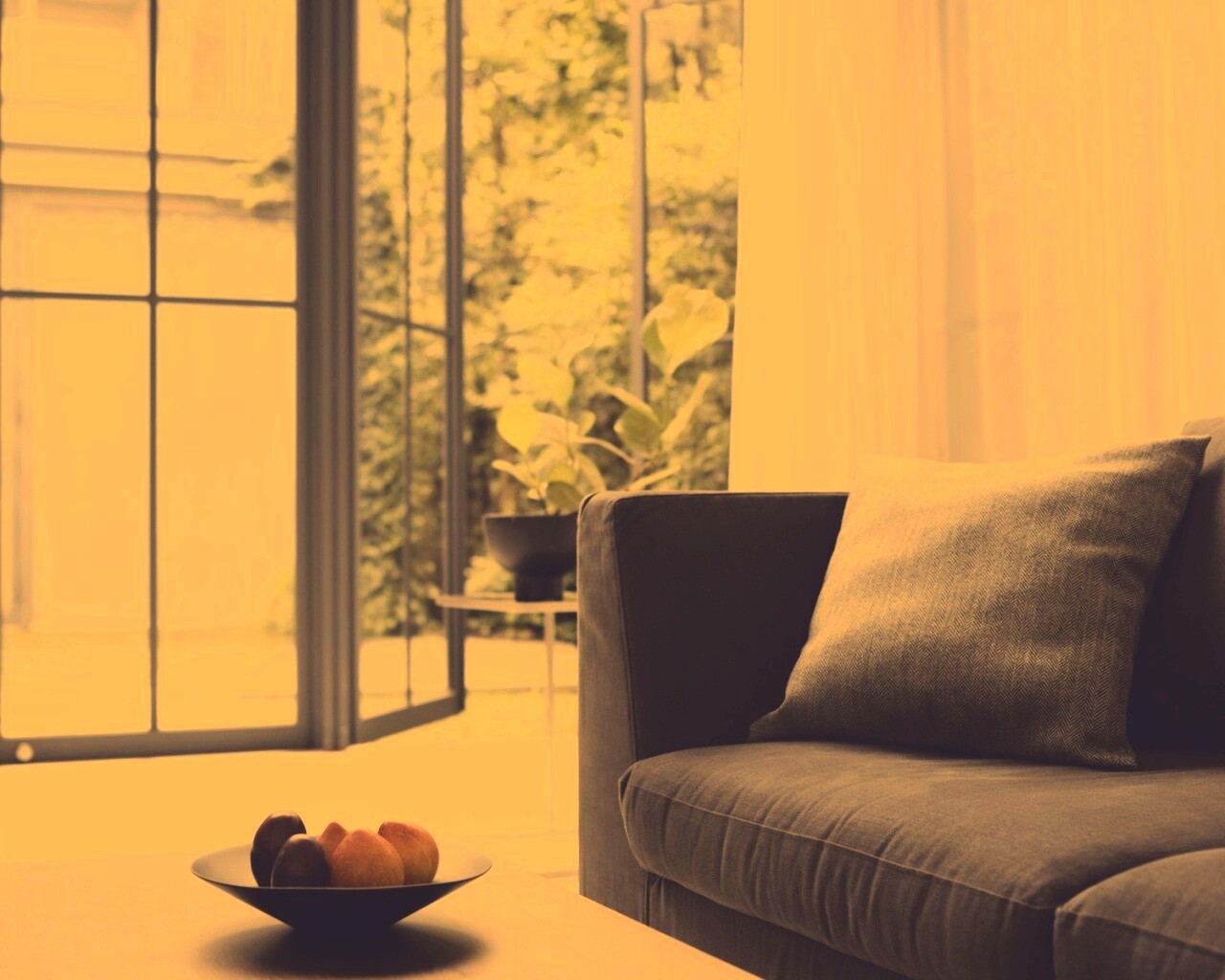 Фрукты в тарелке обои