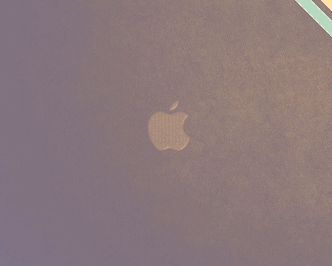 Логотип Apple в дереве обои