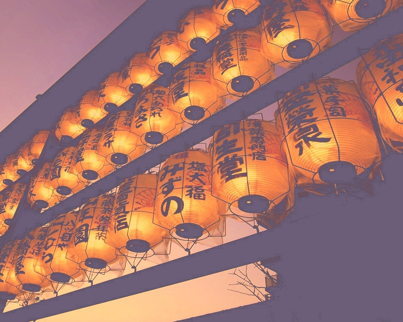 Японские фонарики вечером обои
