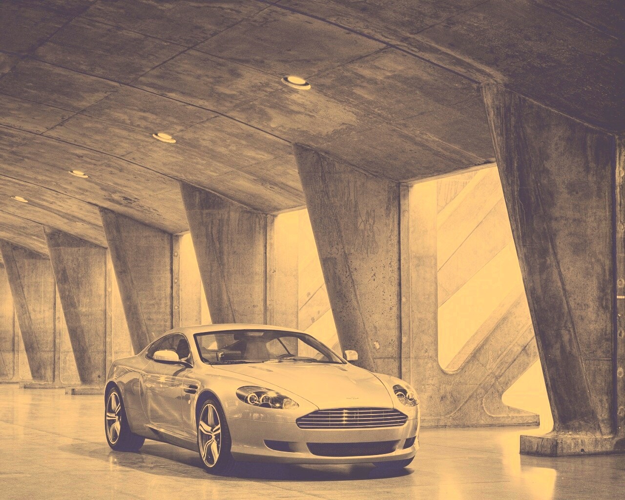 Aston Martin обои