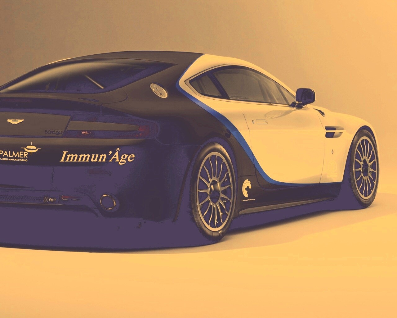 Астон Мартин обои