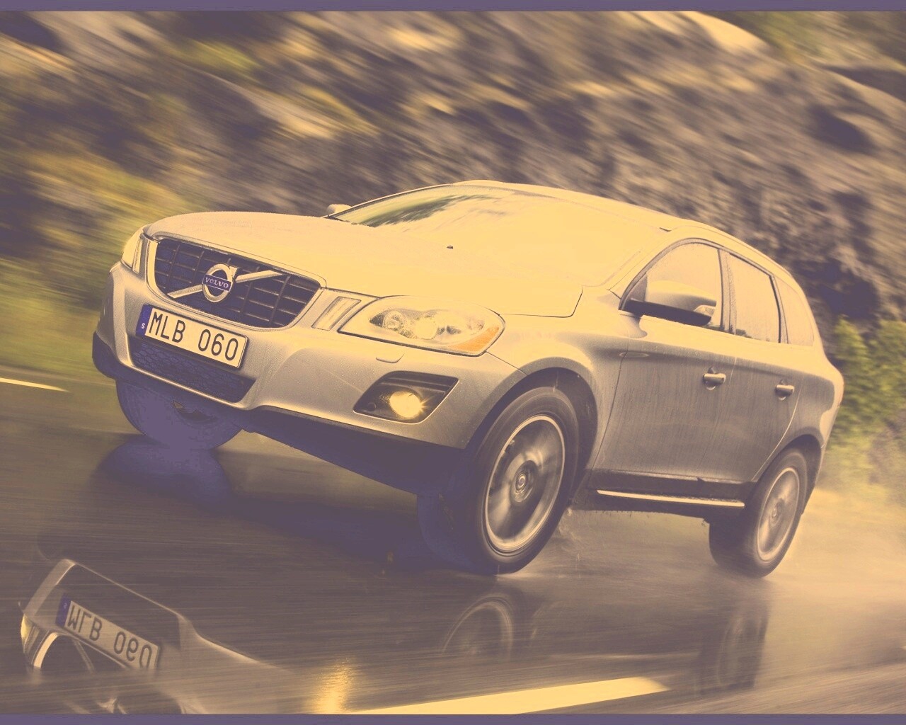 Кроссовер Вольво обои