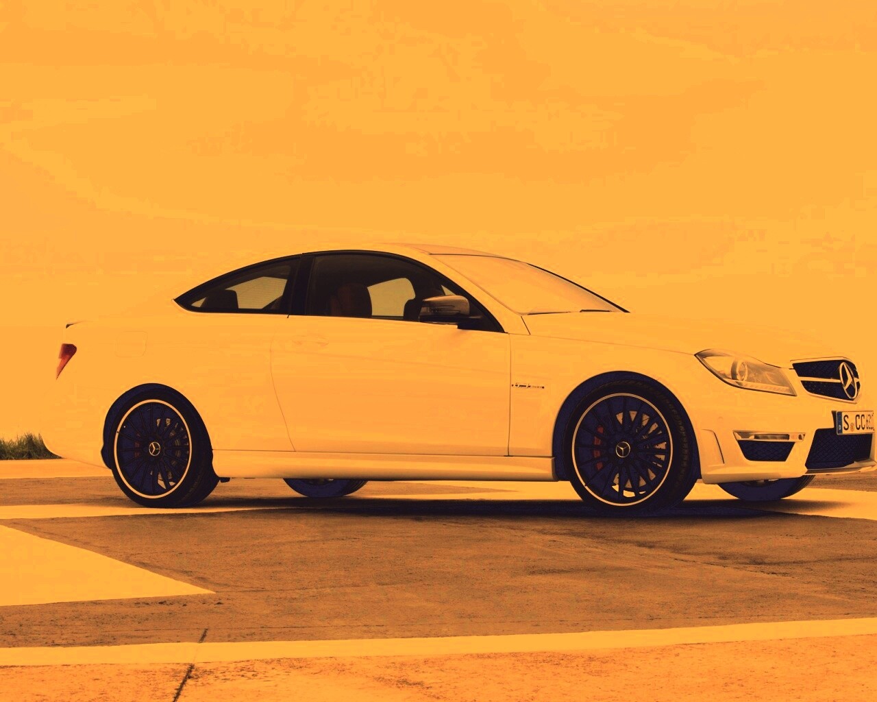 Mecedes C63 обои