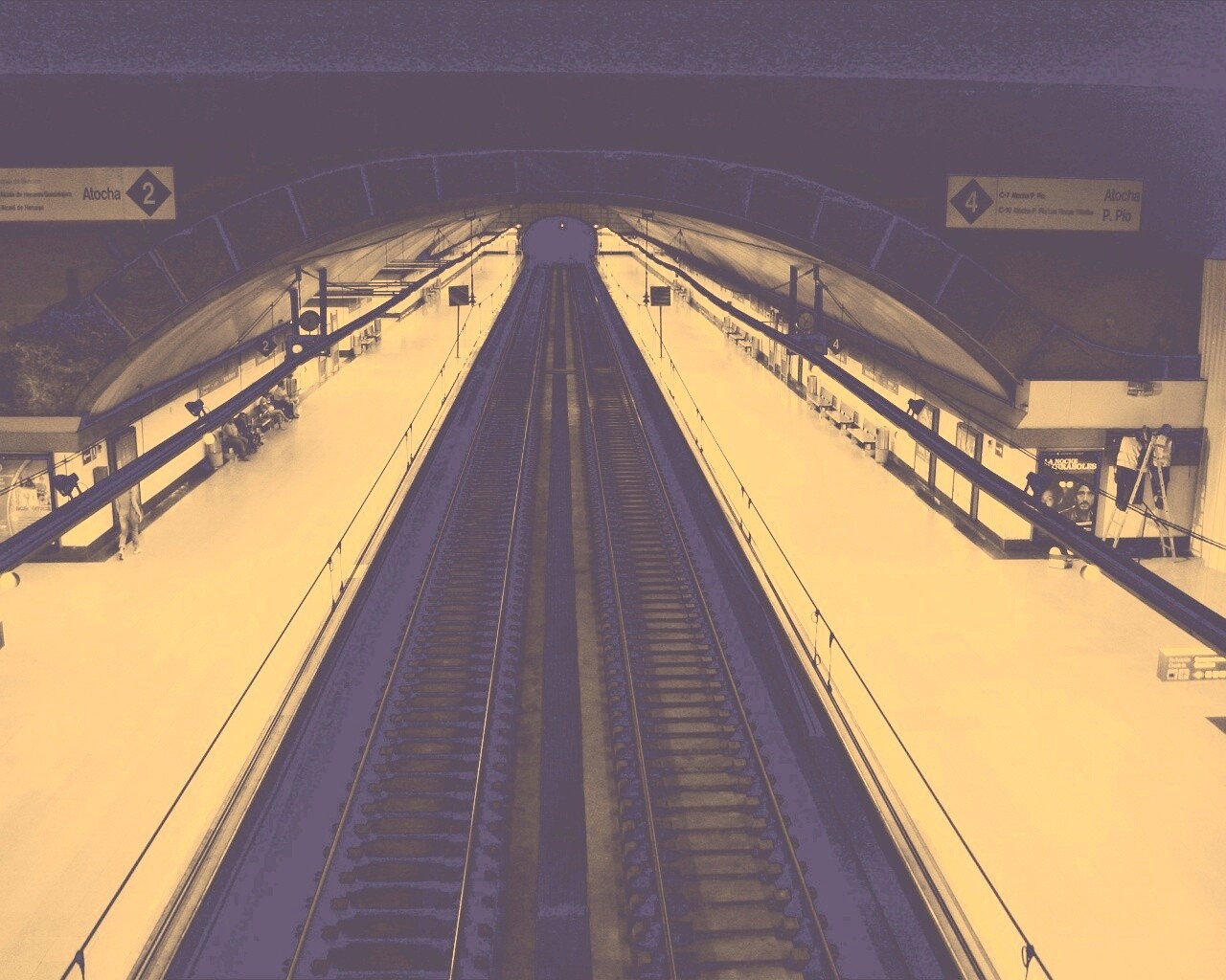 Станция метро обои