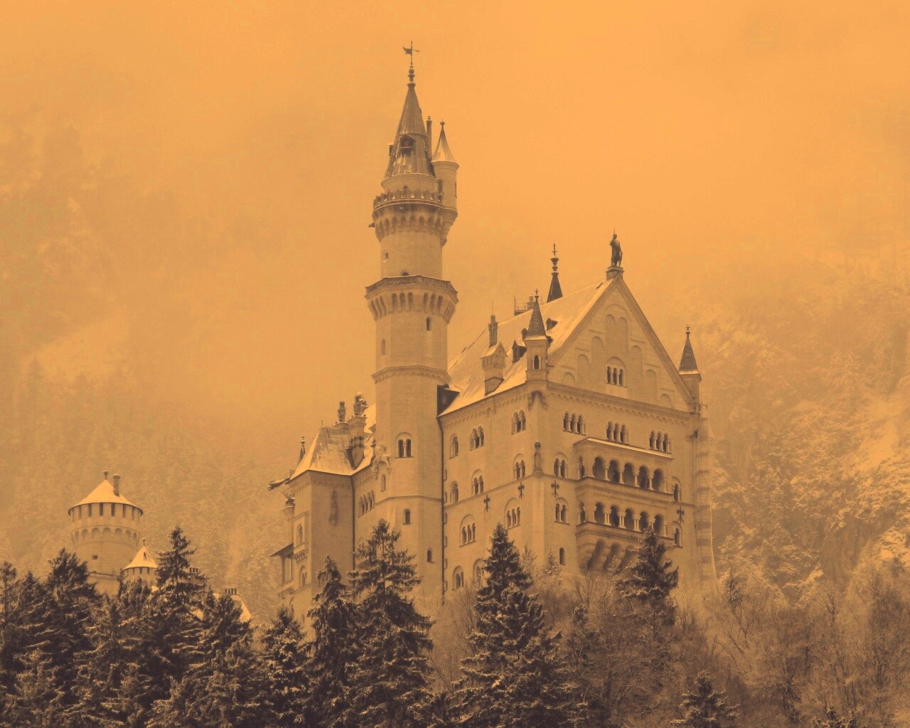 Заснеженный Нойшванштайн обои