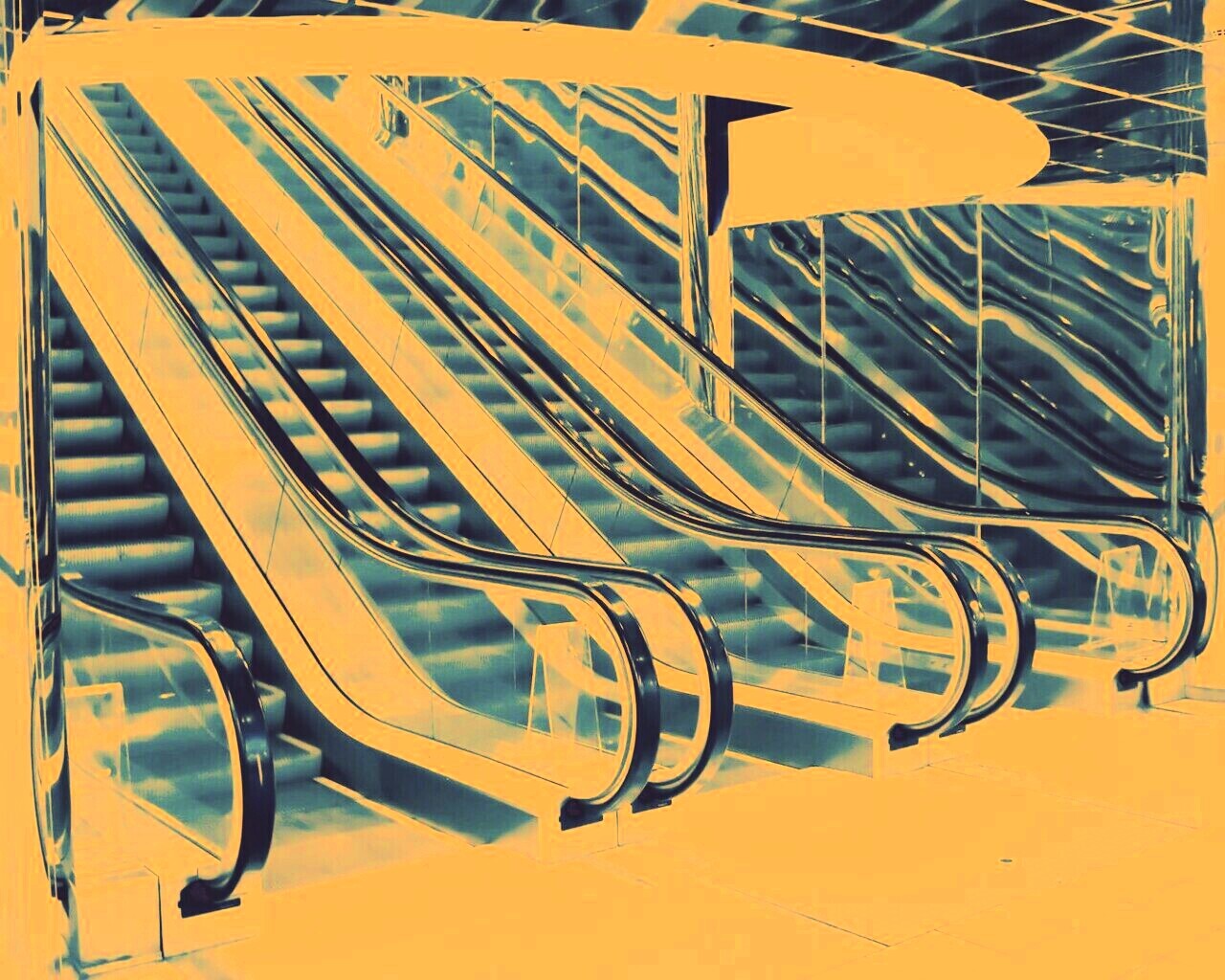 Современный эскалатор обои