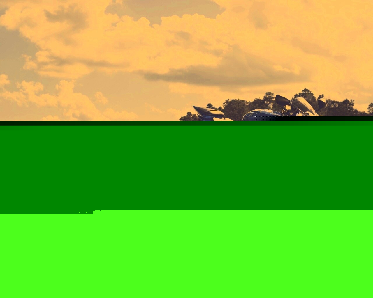 Yamaha R6 на трассе обои