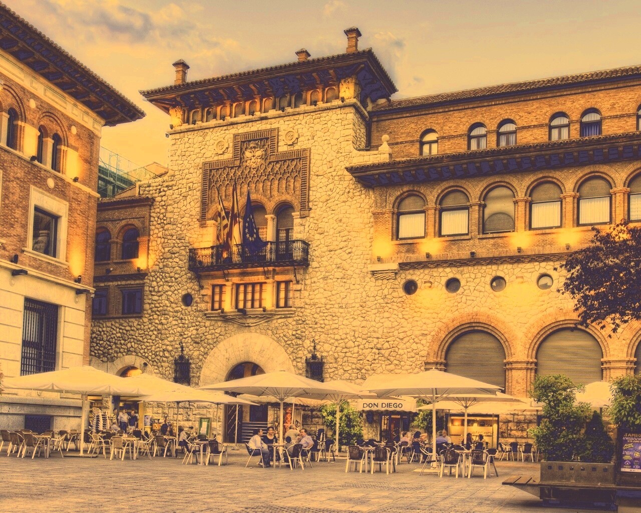 Туристская площадь обои