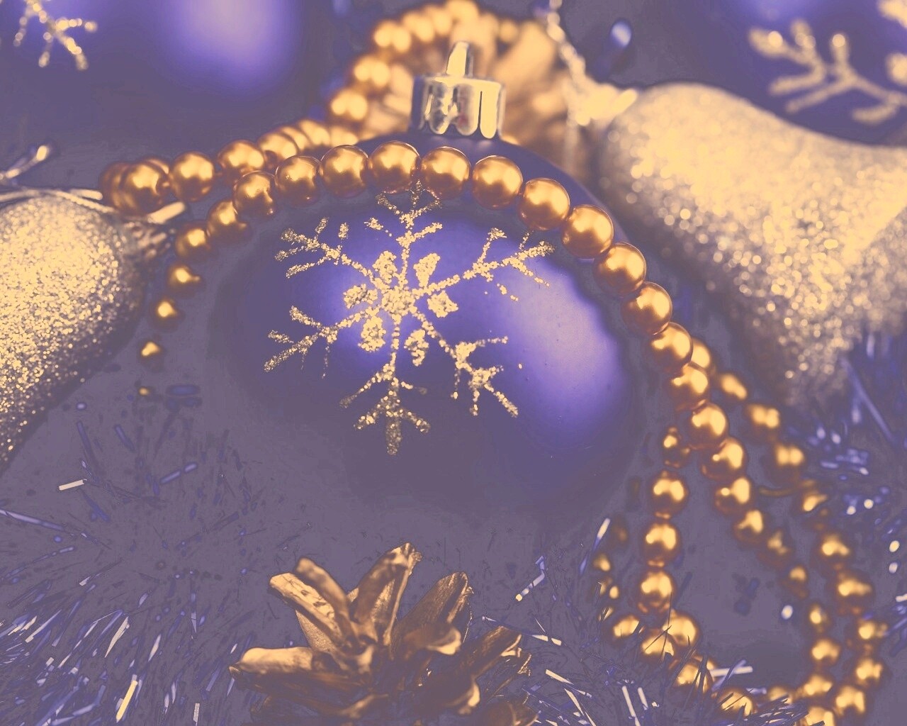 Новогодние украшения для елки обои