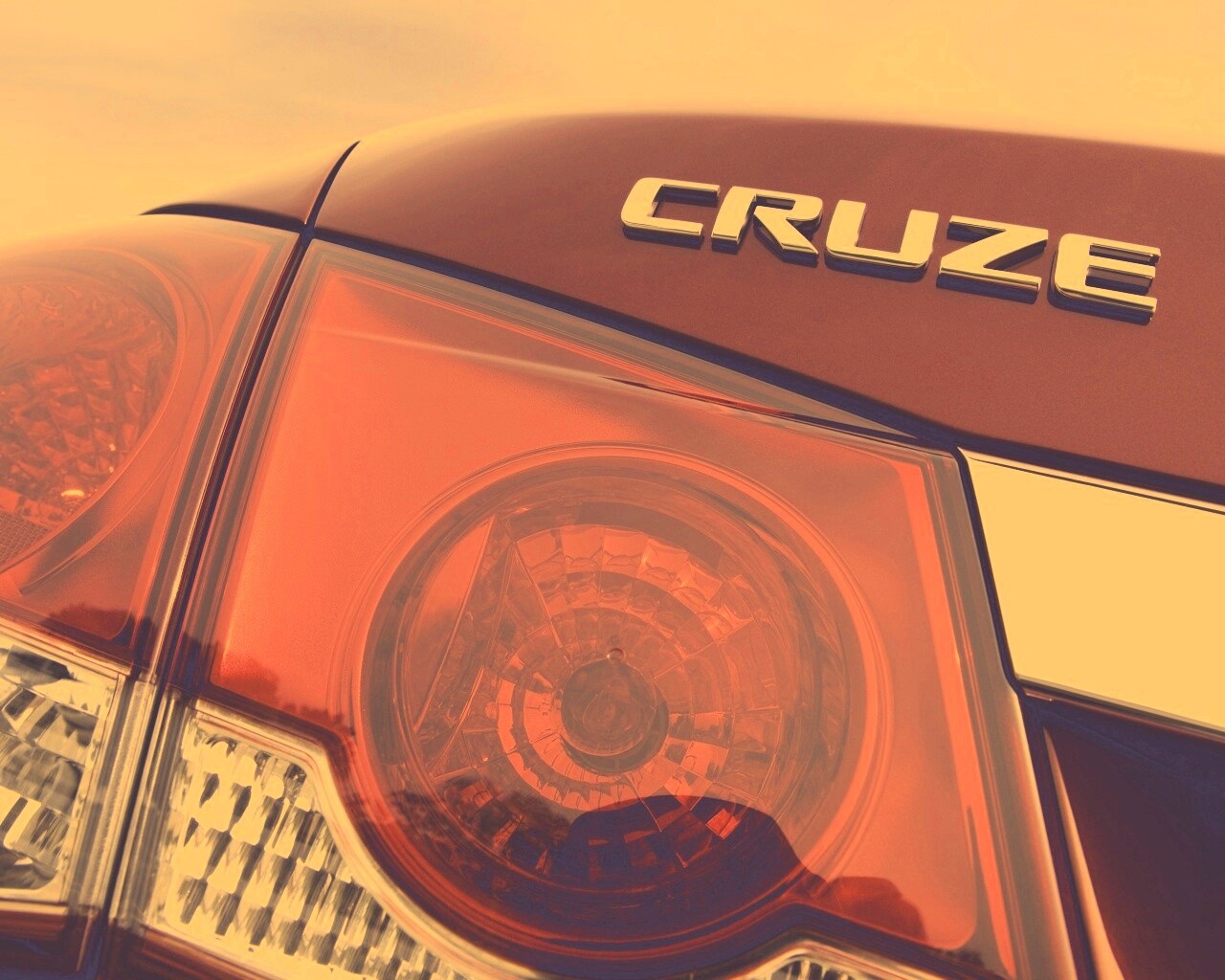 Шильдик Chevrolet Cruze обои