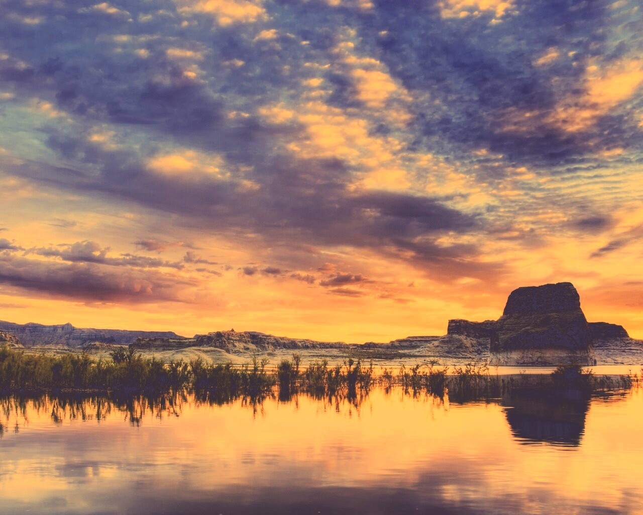 Горное озеро обои