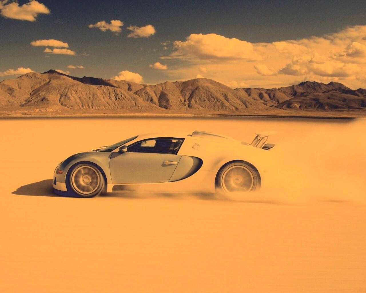 Бугатти в долине обои