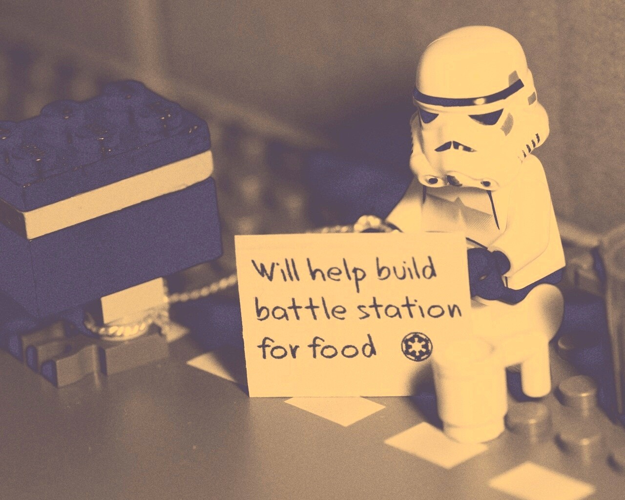 Помогу построить Звезду Смерти за еду обои