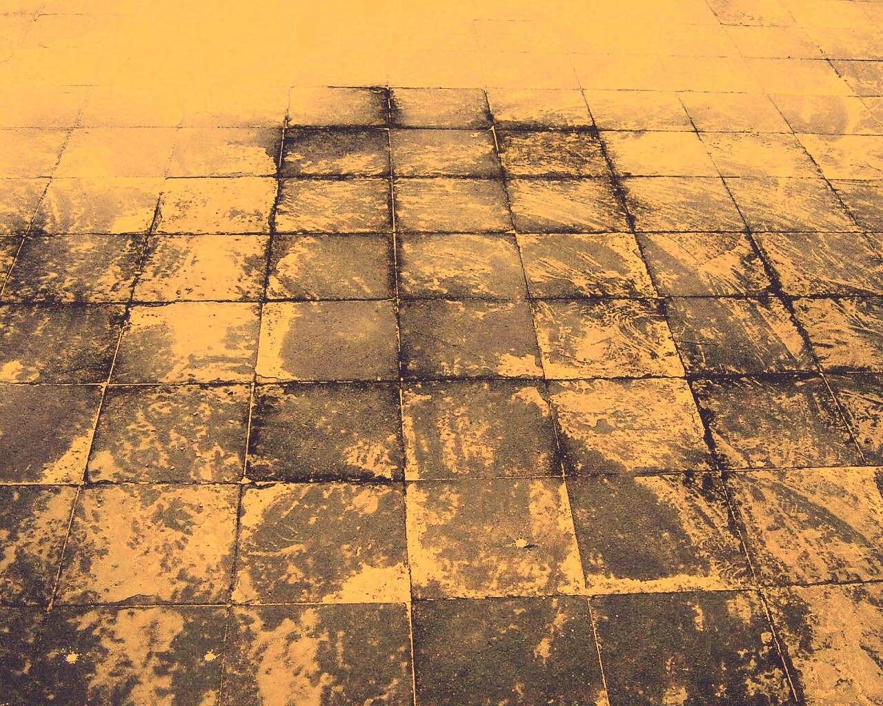 Дорога из серой плитки обои