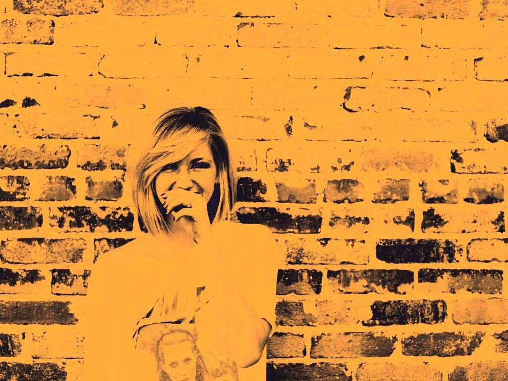 Смеющаяся девушка обои