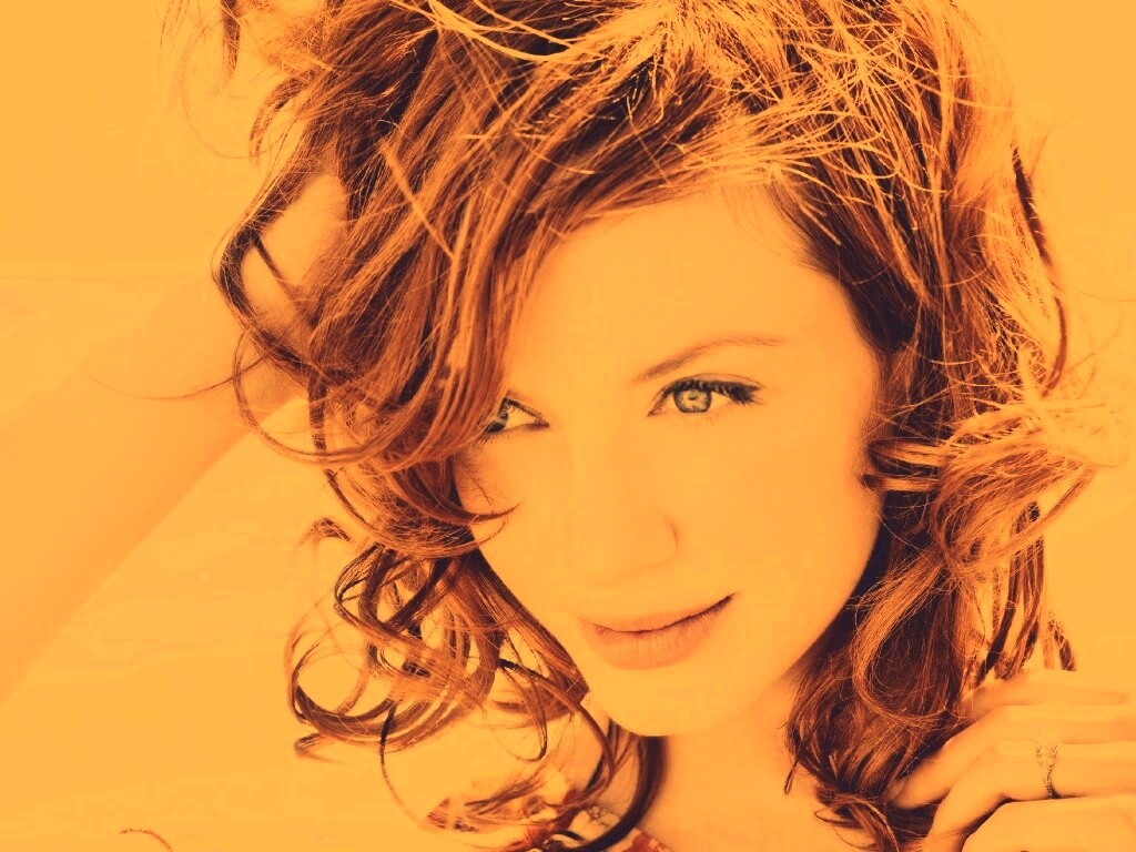 Рыжая красавица обои