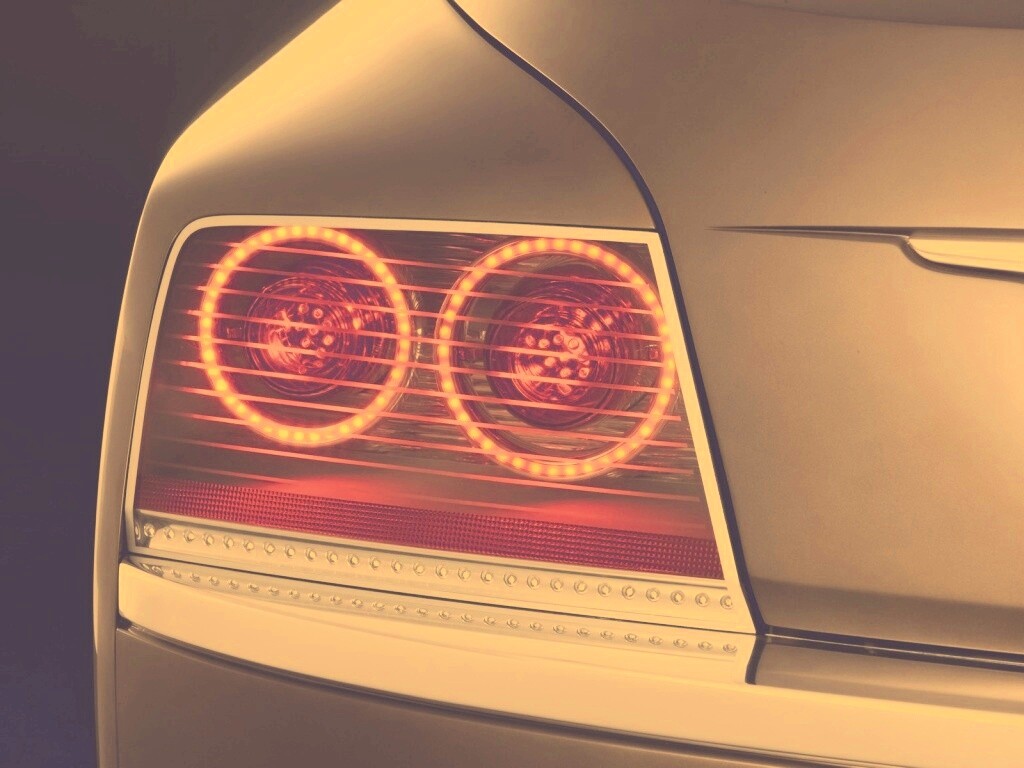 Горящие задние фары обои