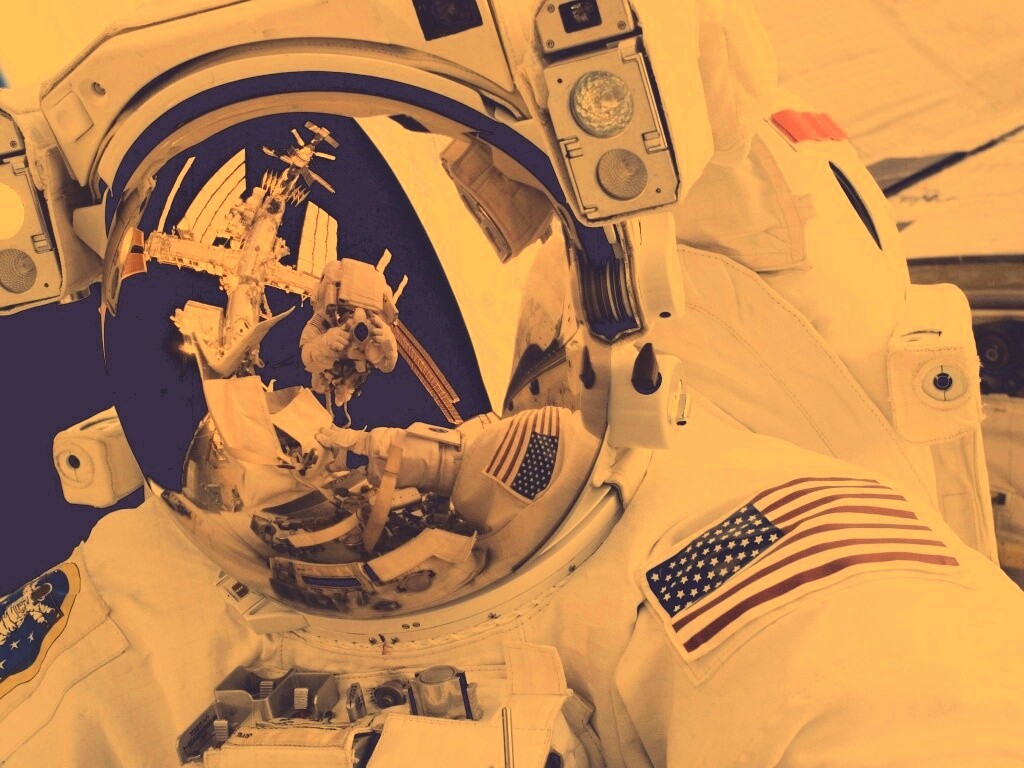 Фото в открытом космосе обои