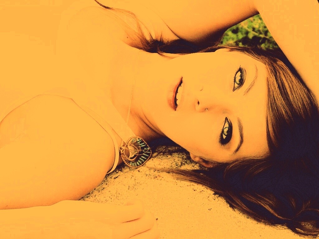 Глаза цвета моря обои