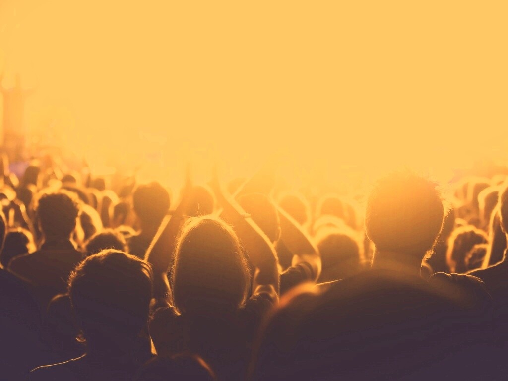 Люди на концерте обои