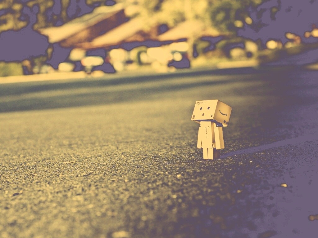 Данбо смотрит вверх обои