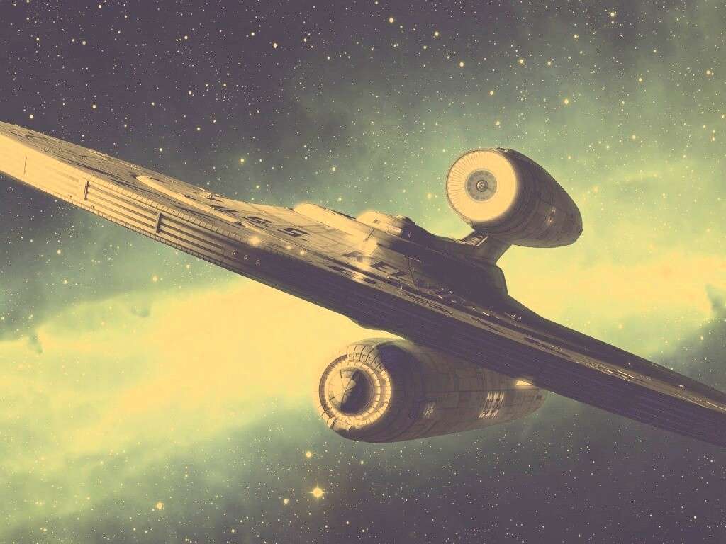 Космический корабль с двумя двигателями обои