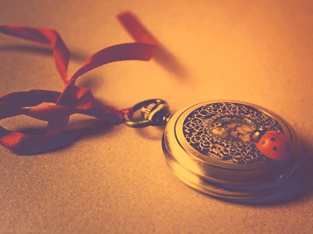 Искусные карманные часы обои