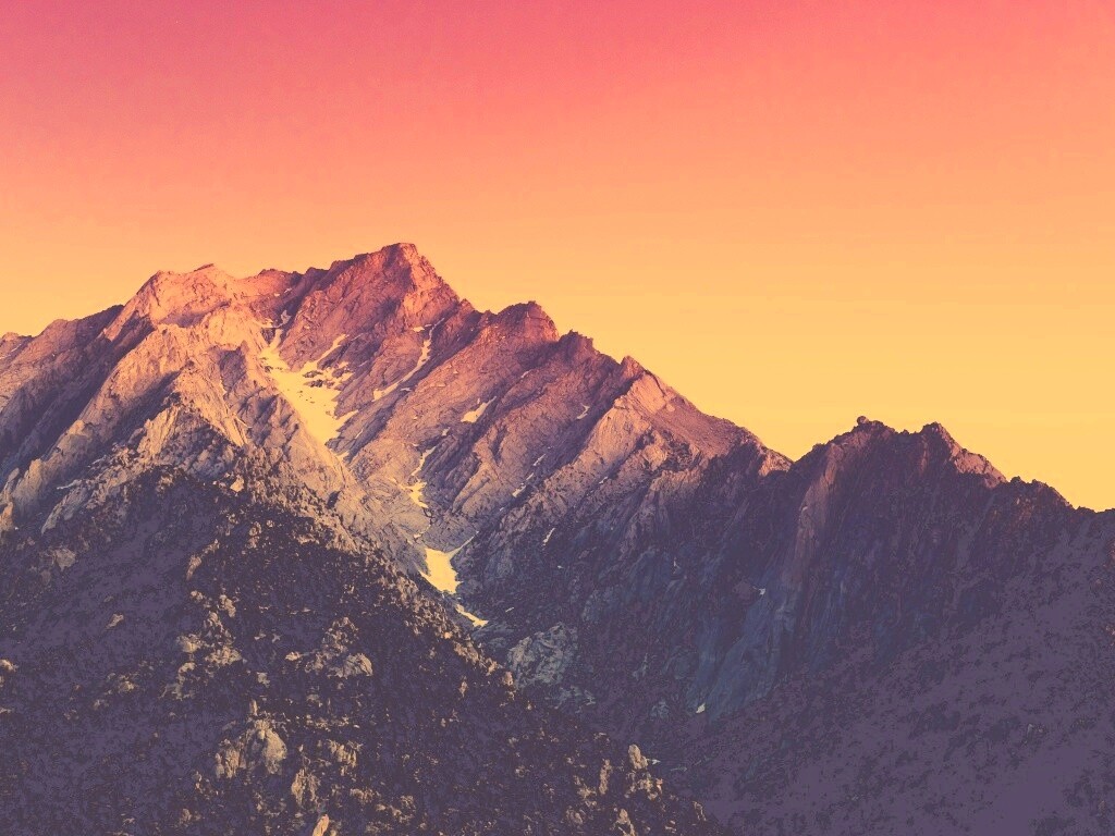 Розовые горы обои