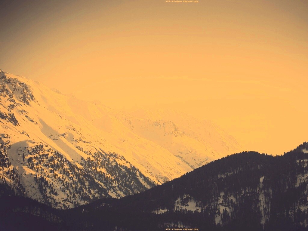 Горные вершины зимой обои