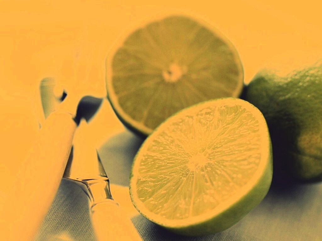 Нож, вилка и лайм обои