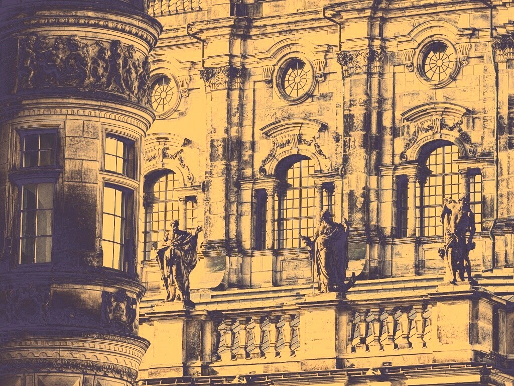 Hofkirche в Дрездене обои