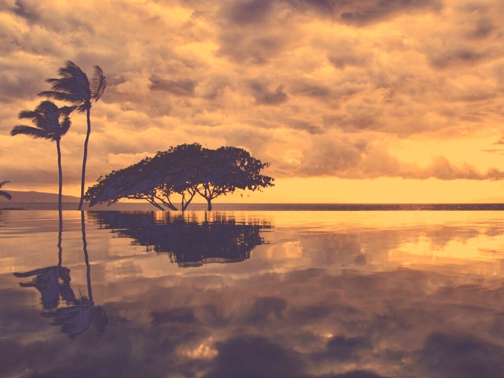 Восход над озером обои