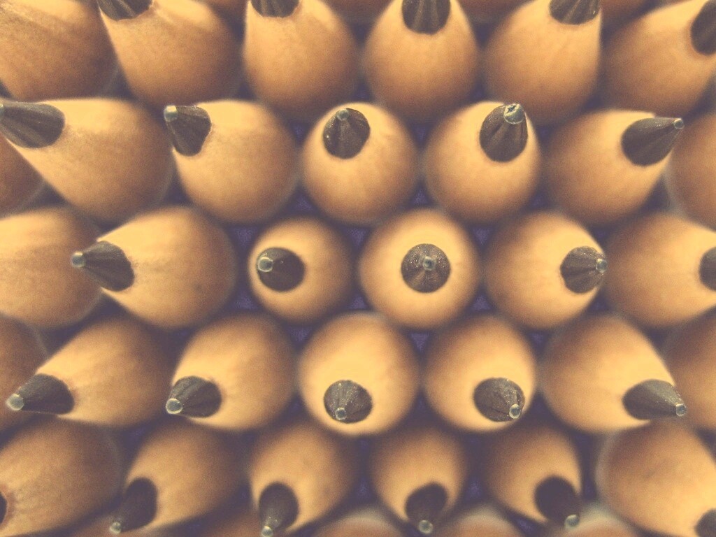 Чёрные карандаши обои