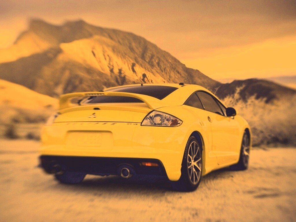 Mitsubishi в горах обои