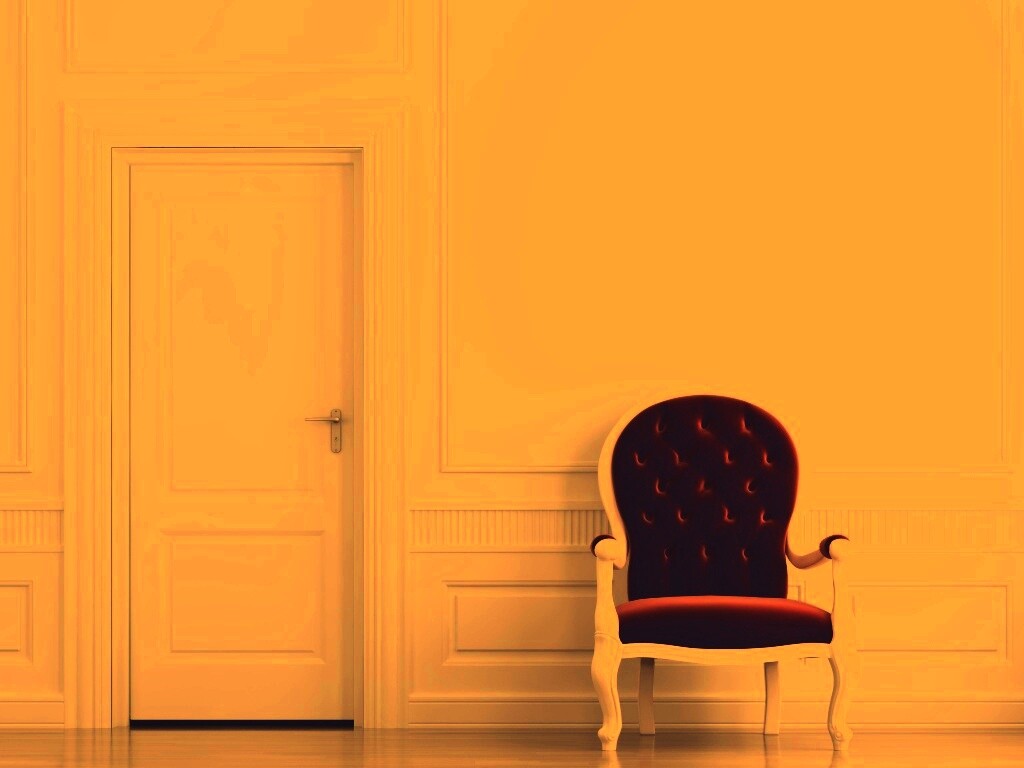 красное кресло в белой комнате обои