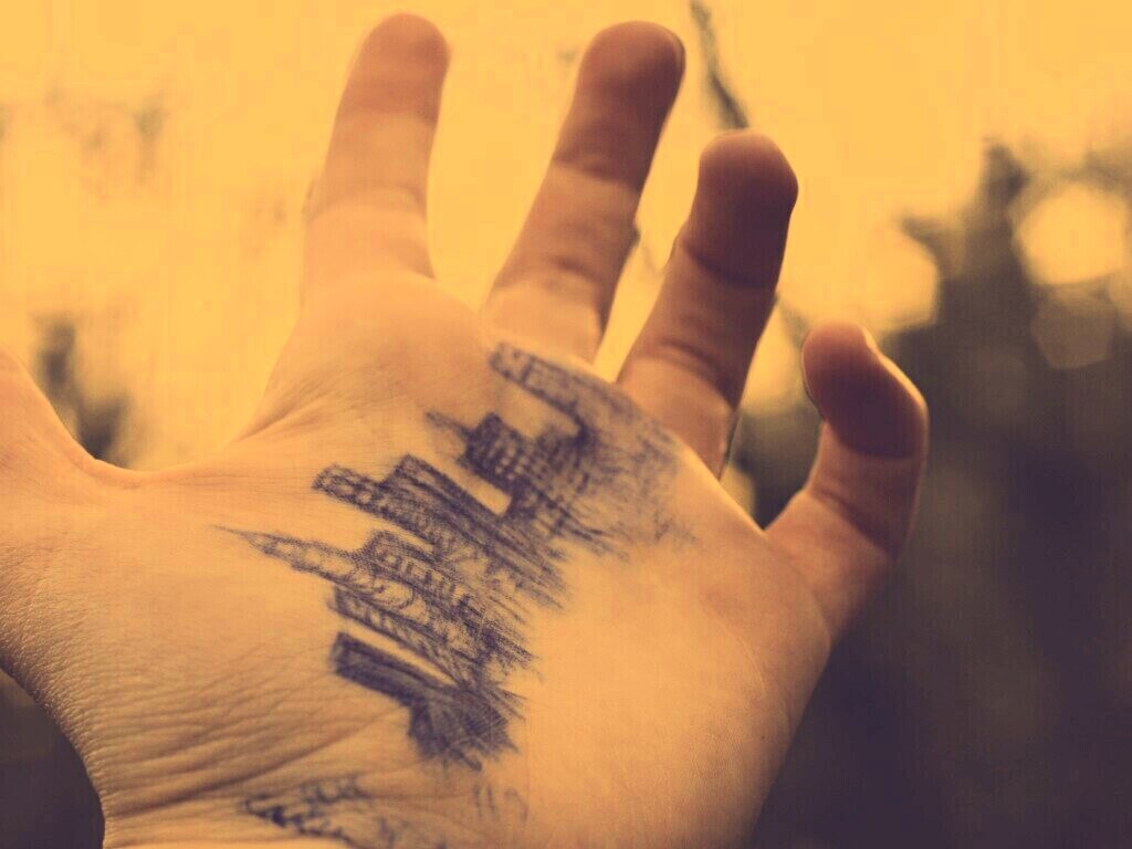 Город на ладони обои