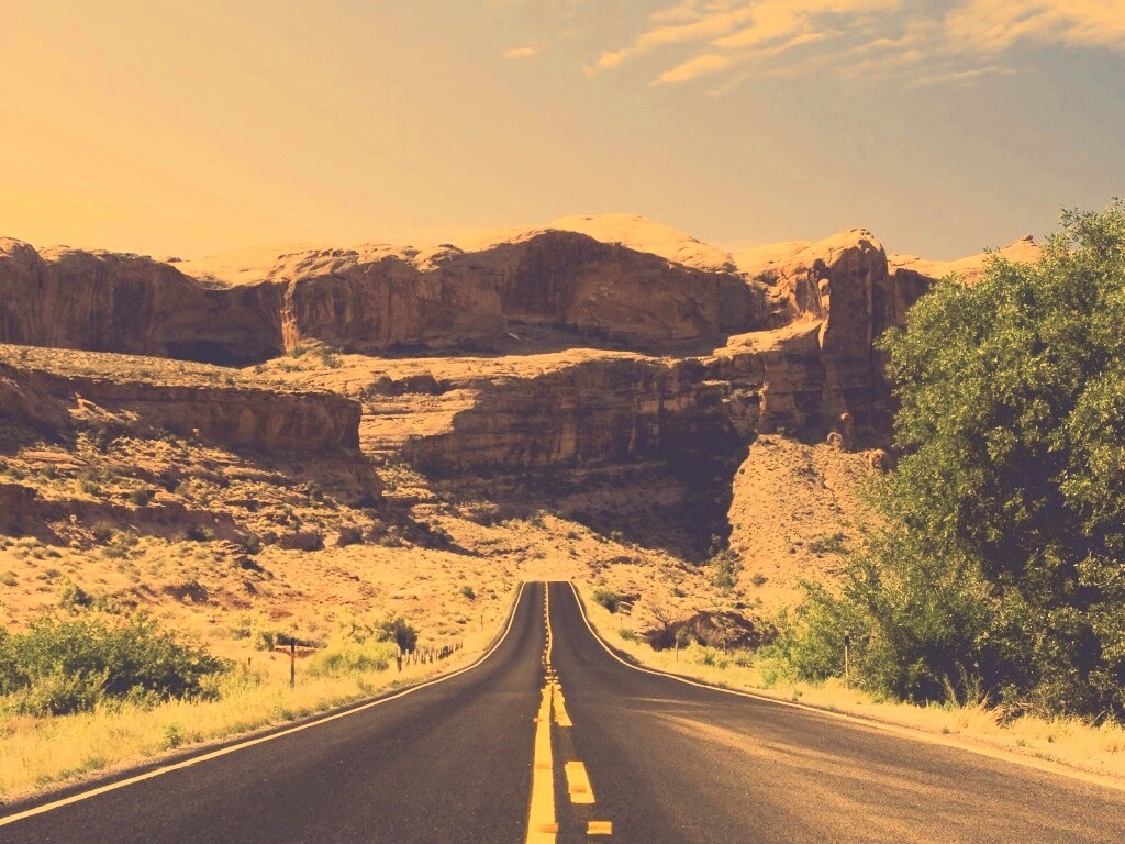 Дорога в горах обои