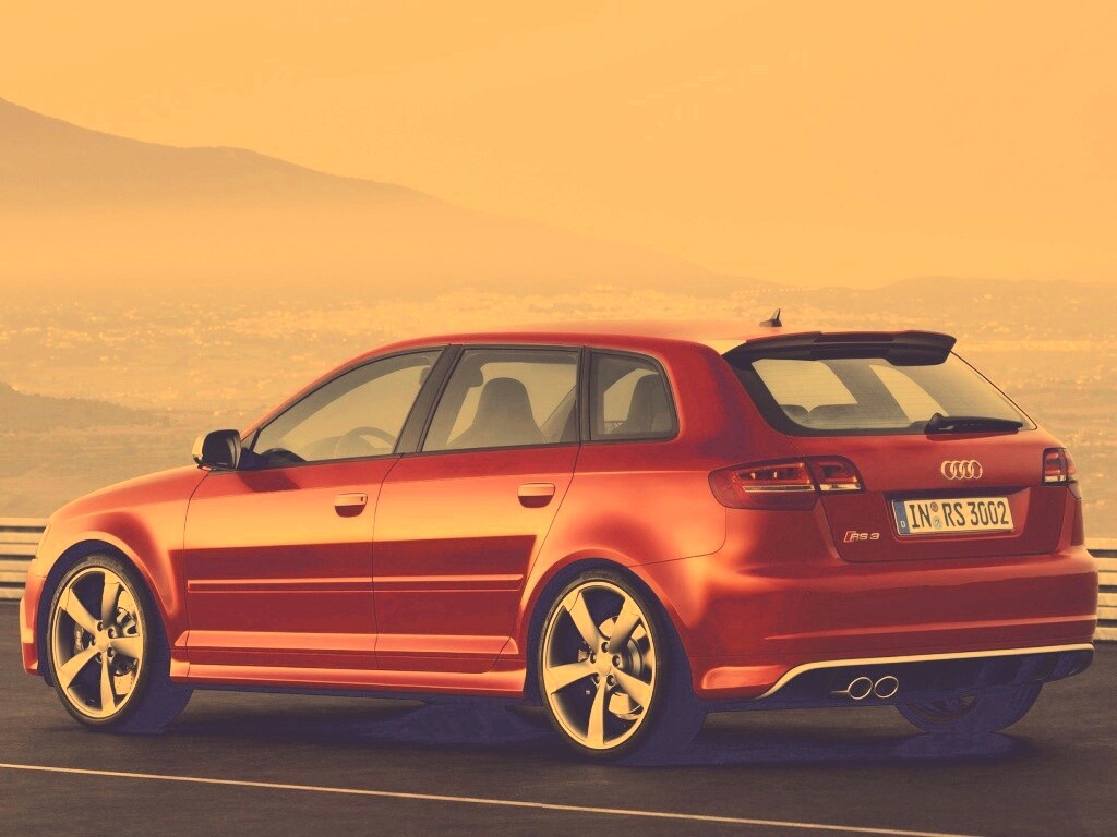 Ауди RS3 вид сзади обои