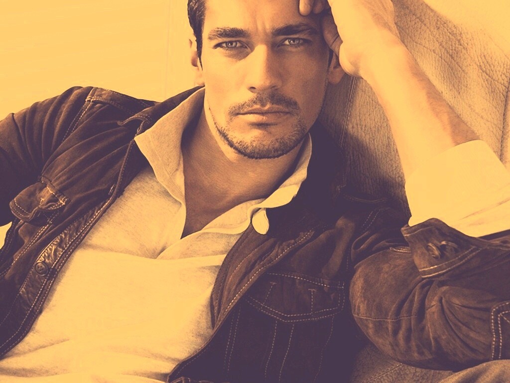 Парень в куртке обои