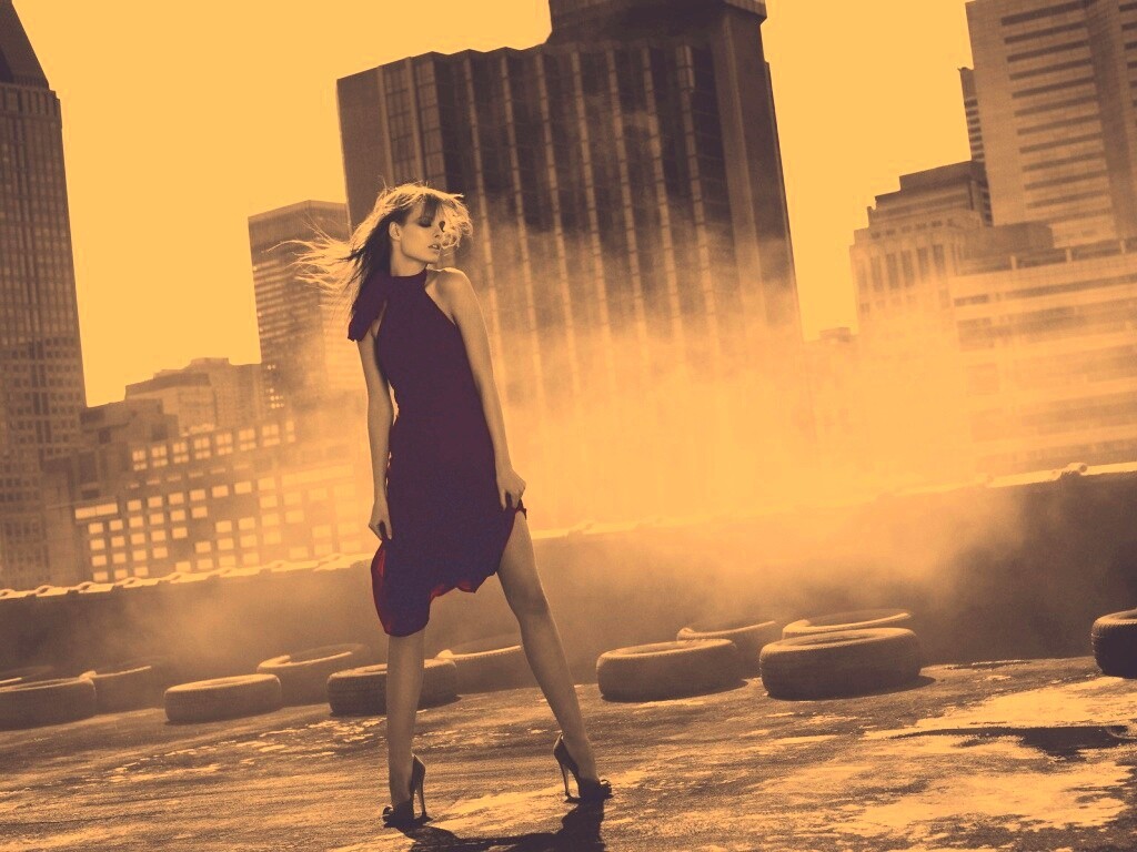 Девушка в красном обои