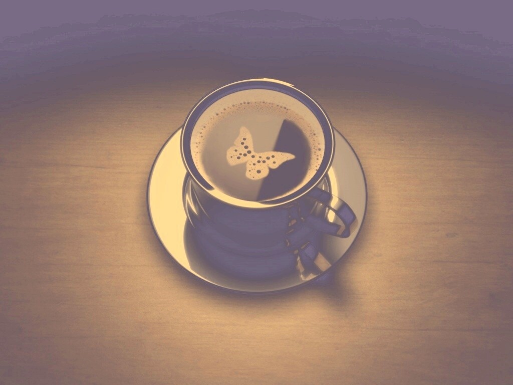 Чашка кофе с пенкой в форме бабочки обои