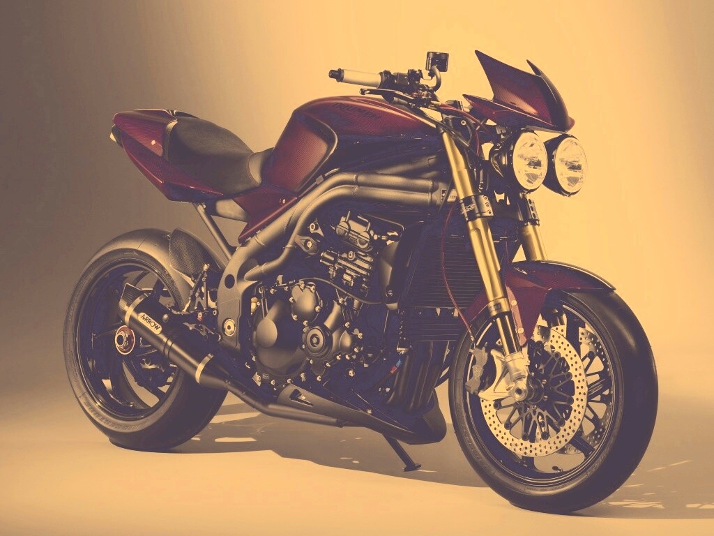 Мотоцикл в фотостудии обои